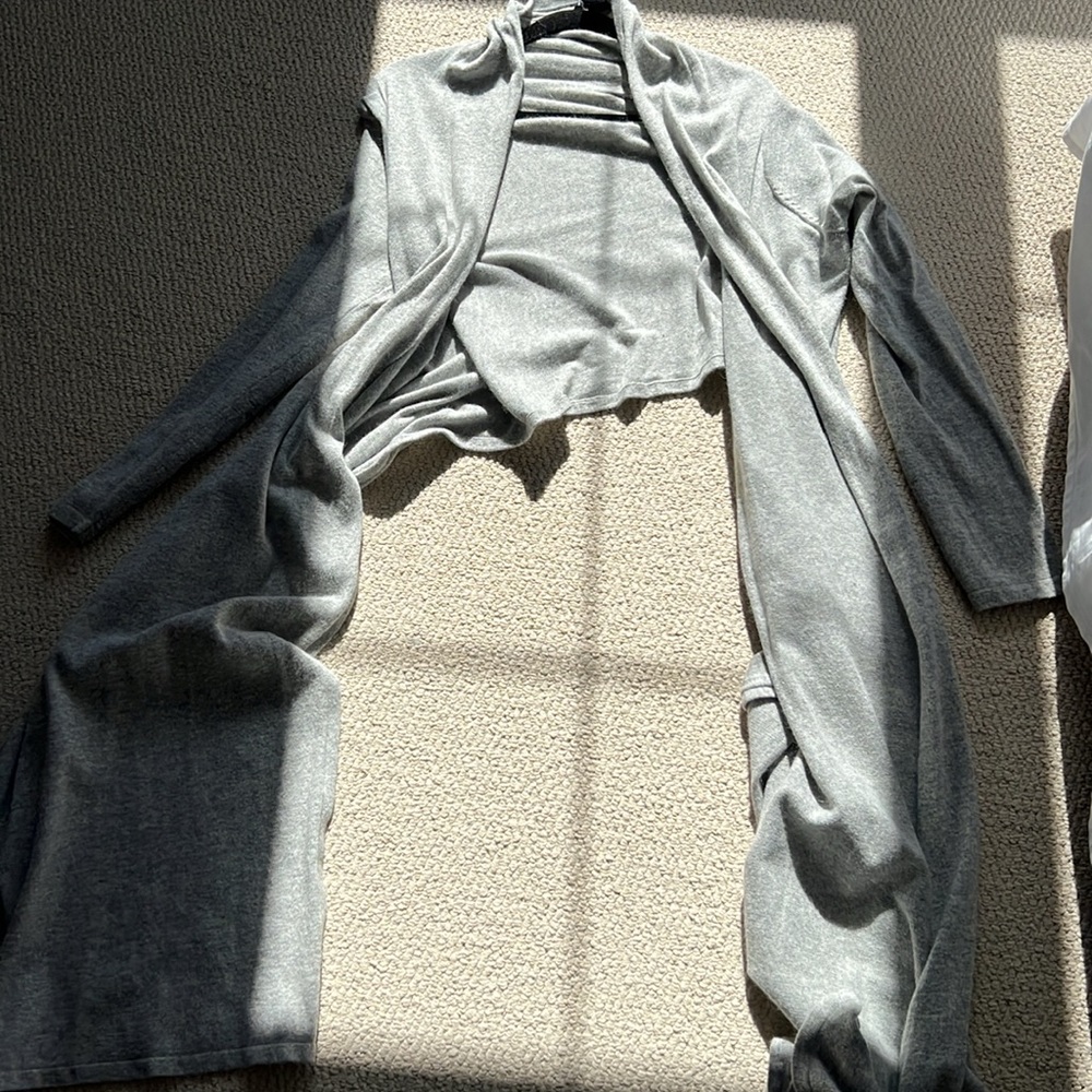 Line sweater. Size S - Picture 5 of 5